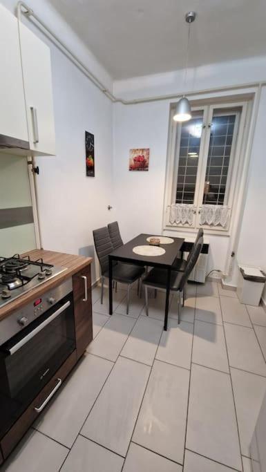 Apartment Perfect Located Flat With Gametable Budapest